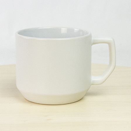 QUADRA, Керамічне горнятко з оригінальною геометричною ручкою, 330 мл