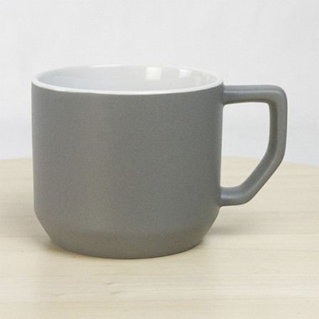 QUADRA, Керамічне горнятко з оригінальною геометричною ручкою, 330 мл