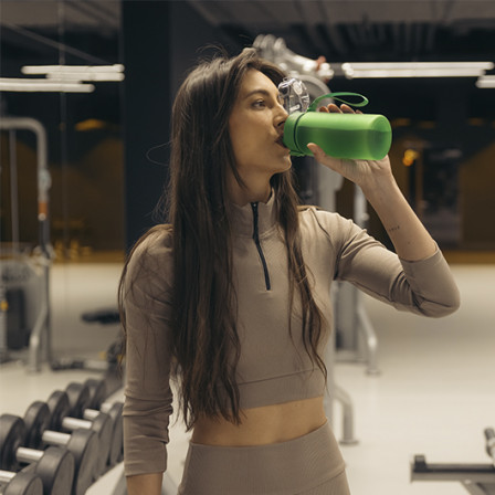 OSLO, Пляшка з ремінцем та прозорою кришкою, 520 мл, Tritan™ під нанесення зображення