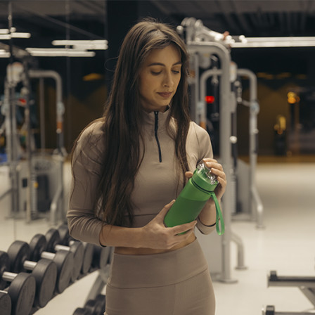 OSLO, Пляшка з ремінцем та прозорою кришкою, 520 мл, Tritan™ під нанесення зображення