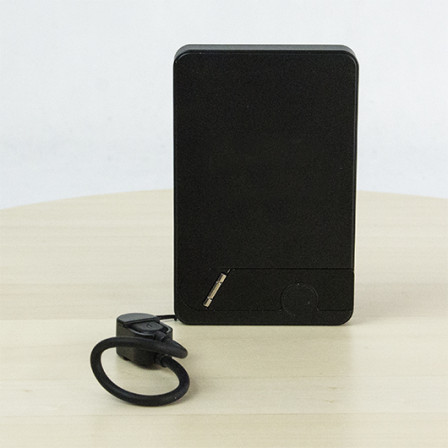 THOR, Павербанк 3 в 1 на 10 000 mAh з MagSafe, безпровідною зарядкою, цифровим індикатором заряду, підставкою та брелоком у формі кабелю