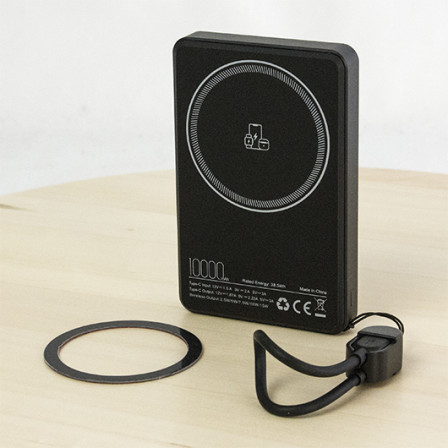 THOR, Павербанк 3 в 1 на 10 000 mAh з MagSafe, безпровідною зарядкою, цифровим індикатором заряду, підставкою та брелоком у формі кабелю