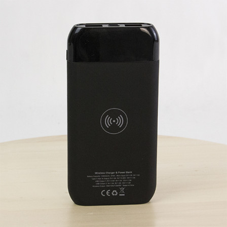 Зарядний пристрій TURKS на 10000Mah, 37W з бездротовою зарядкою 15W та підсвідкою лого білого кольору